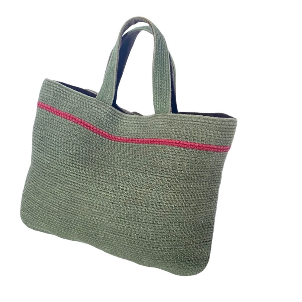 Fossil yarn tote bag